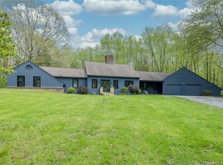 100 Sunny Ridge Rd, Easton, CT 06612