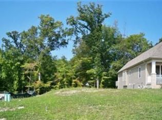 6420 Valley Ranch Dr, Maple Heights, OH 44137