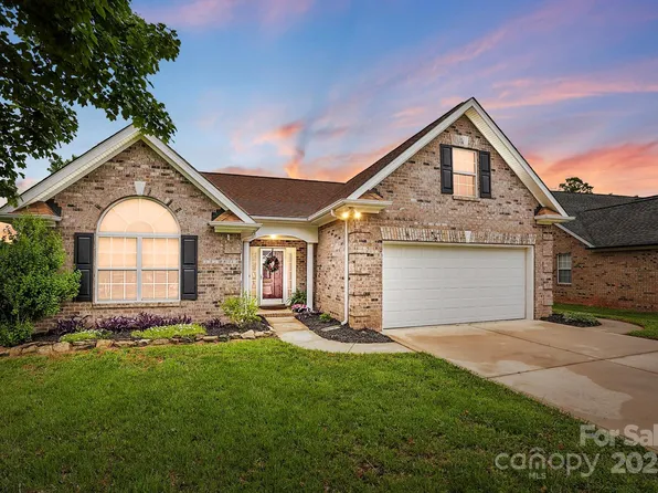 3327 Flagler Cir, Midland, NC 28107