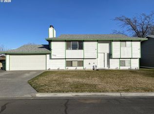 365 NW 13th St, Hermiston, OR 97838