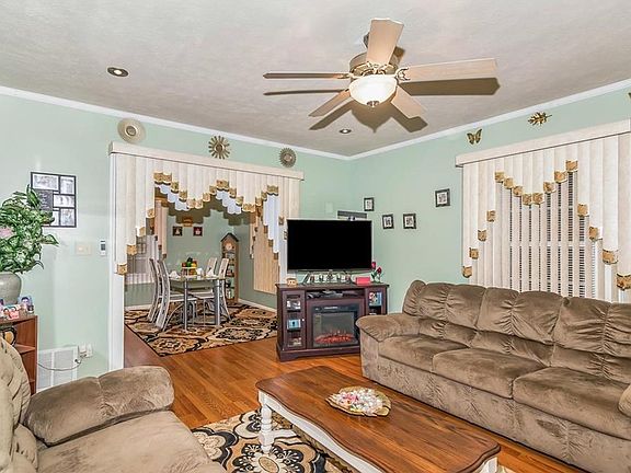 4th image of 1269 E Naomi St