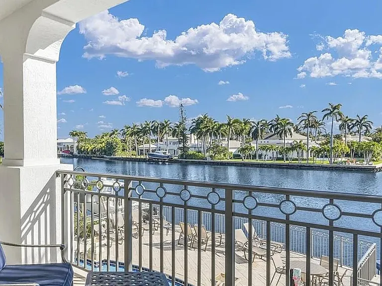 3042 Waterside Cir — Photo 4