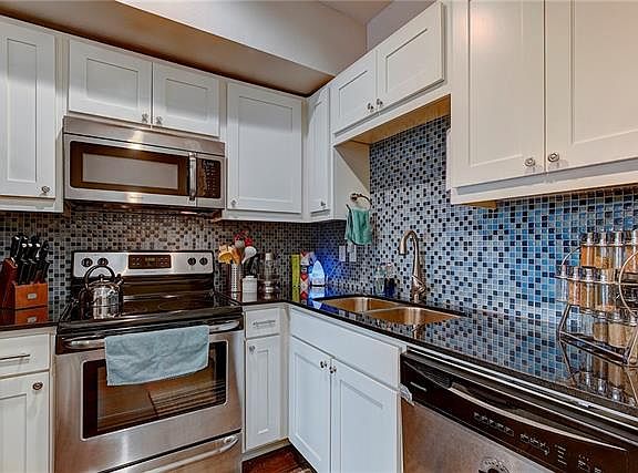 3rd image of 2708 San Pedro St APT 103