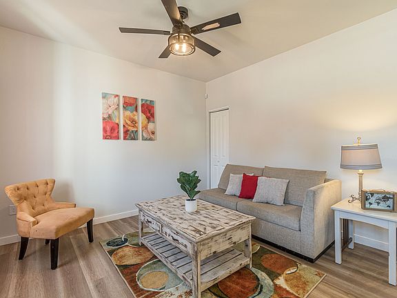 4th image of 1222 Virginia Blvd #202