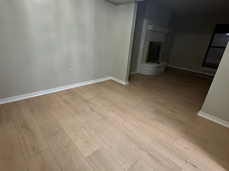 725 Parsons Rd — Photo 4
