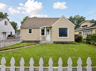 44 Honeoye St SW, Wyoming, MI 49548