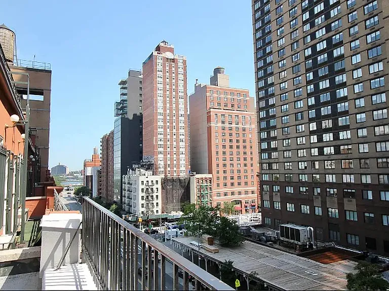 223 E 96th St #2C — Photo 12