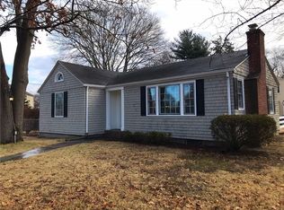 14 Oak Park Rd, Warwick, RI 02886