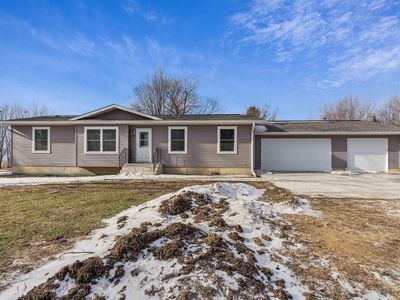 3643 Schenk Rd, Waterloo, IA, 50703