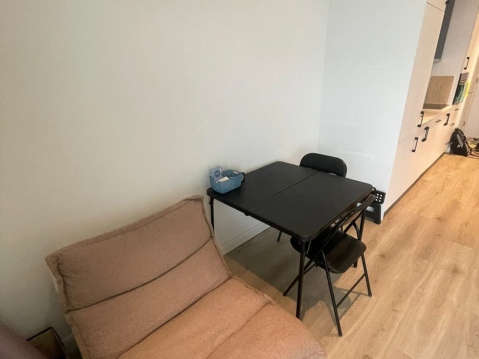 Studio, 640 sqft, $1,650 — Photo 3