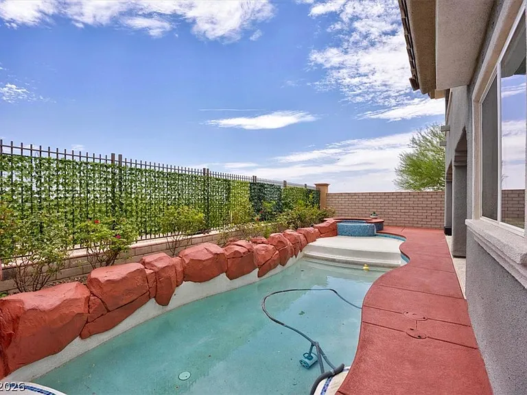 320 Highspring St — Photo 70