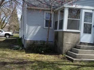 2108 Oregon Ave SW, Wyoming, MI 49519