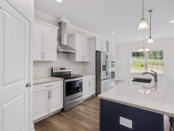 6th image of this home