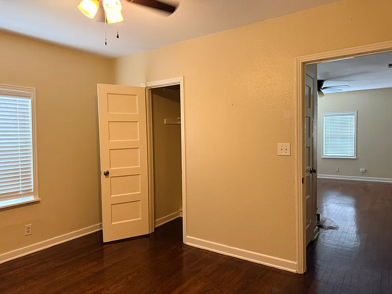 45 Central Park Dr — Photo 19