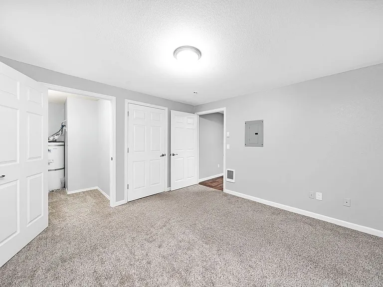 12150 SW Allen Blvd — Photo 39