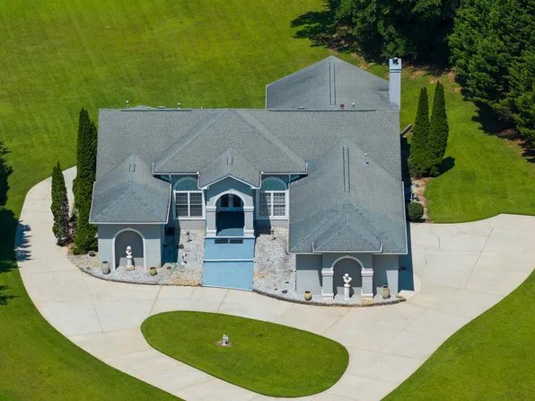 145 Lees Overlook, Fayetteville, GA 30214