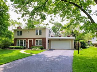 22W407 Tamarack Dr, Glen Ellyn, IL