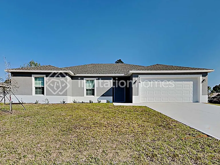 309 Eckert St SE — Photo 1