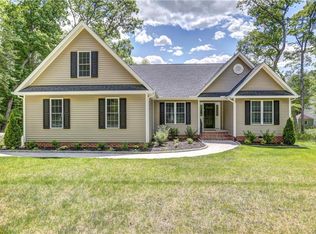 9819 Adkins Village Ln, North Chesterfield, VA 23236