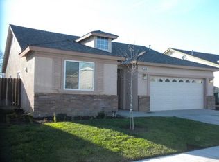 1618 Tangerine Ave, Madera, CA 93637