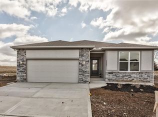 20861 W 190th Pl, Spring Hill, KS 66083