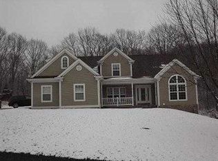 127 Cardinal Dr, New Brighton, PA 15066