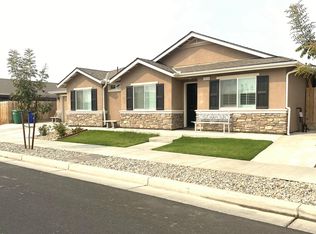 2634 W McComb Ave, Porterville, CA