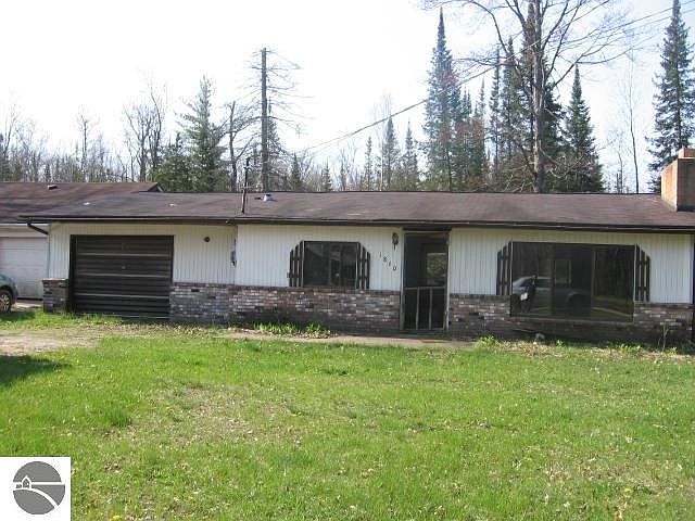 1st image of 1860 Tammy Dr