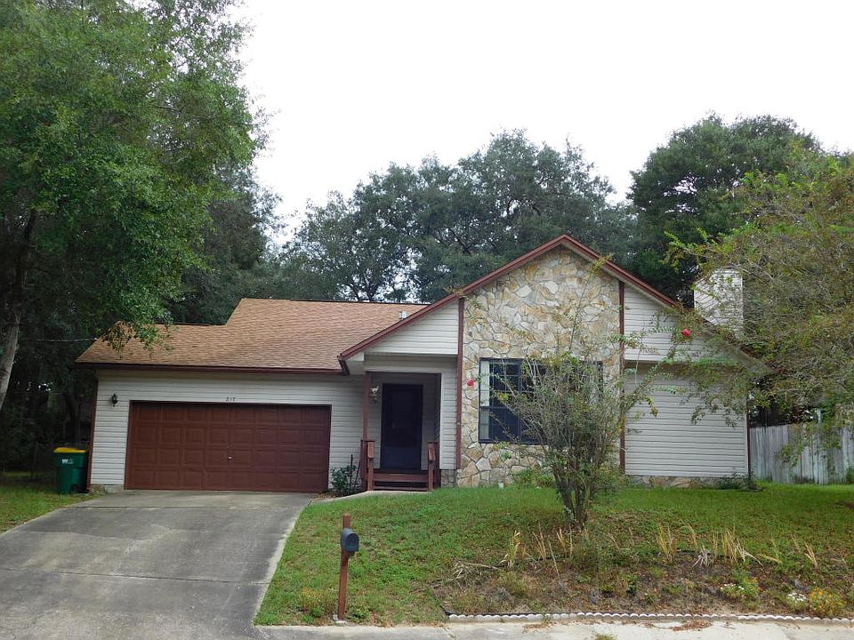 1st image of 217 Karen Ct