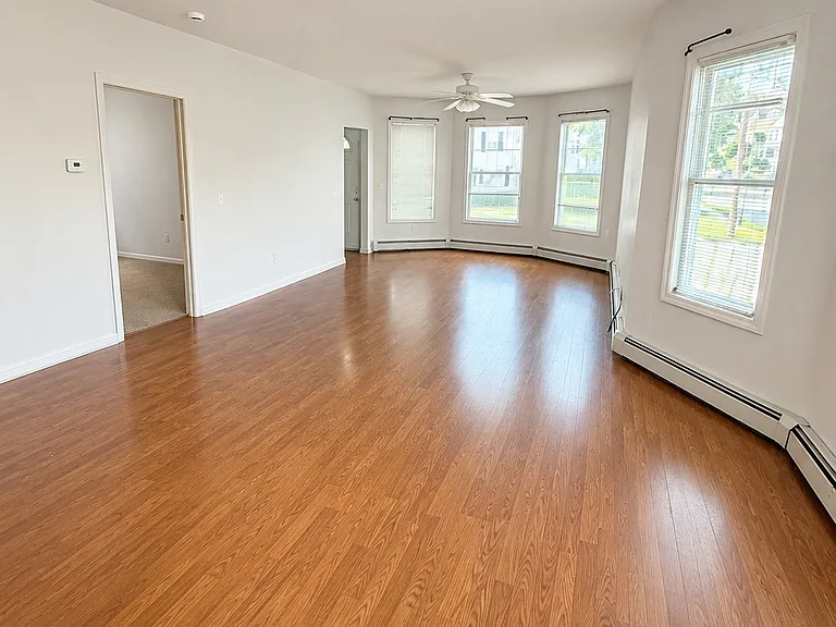 7 Trent St #1 — Photo 6