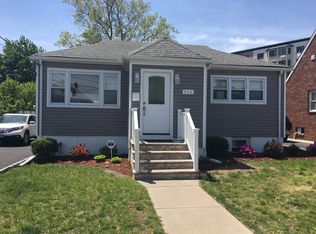 114 Copeland Ave, Lyndhurst, NJ 07071