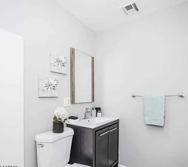 7401 Dane Ct #LEFT — Photo 8