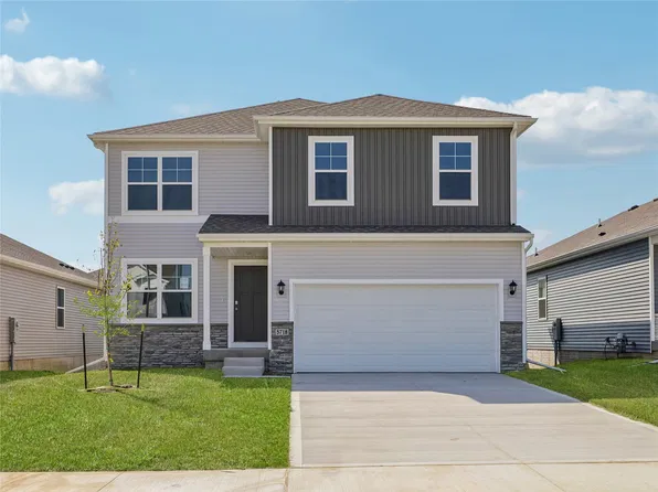 3500 Azalea Dr, Waukee, IA 50263