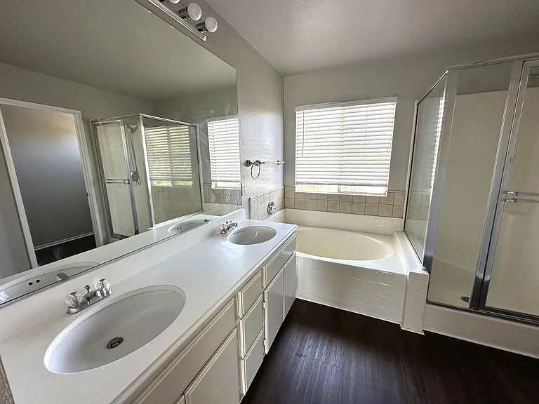 43435 Tylman St — Photo 29