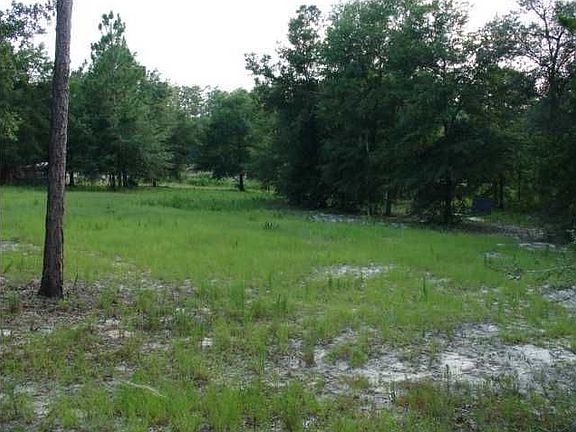 Electric, phone, TV cable and water available