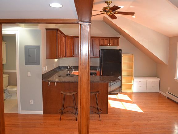 1-shang31817kitchensidearea