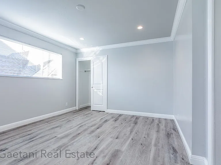 2266 Washington St #341R — Photo 9