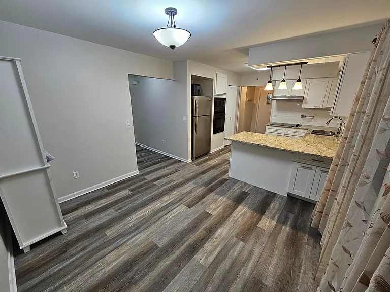 23434 Haynes St — Photo 24