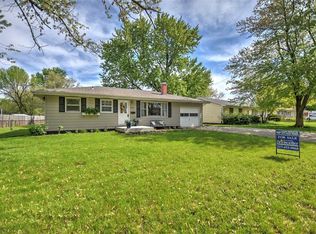 608 Rayjon Dr, Oreana, IL