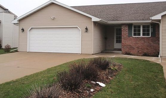 1st image of 1065 Melody Dr