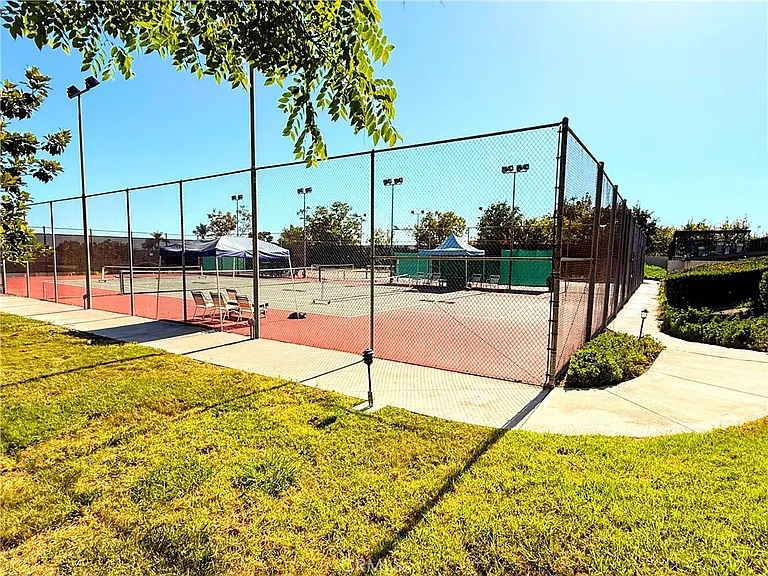 15920 Alta Vista Dr #F — Photo 18