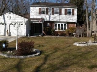 64 Buchanan Way, Warminster, PA 18974