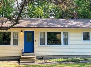 9393 Jordan Dr, Mentor, OH 44060