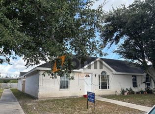515 La Mancha Dr APT 2, Edinburg, TX 78541