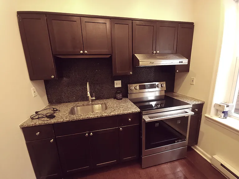1708 Mifflin St #2 — Photo 5