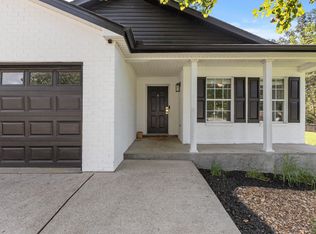 7220 Hidden Lake Dr, Fairview, TN 37062