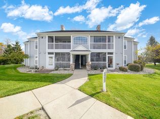 759 W Barrington Cir, Jackson, MI 49203