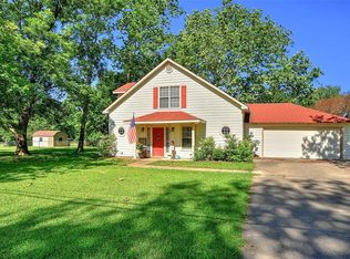 104 Pearce Dr, Pottsboro, TX 75076
