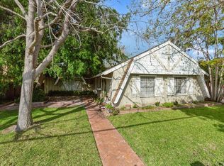 20391 Newland St, Huntington Beach, CA 92646
