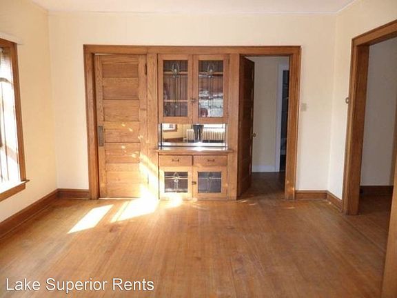 3rd image of 301 N 8th Ave E #301